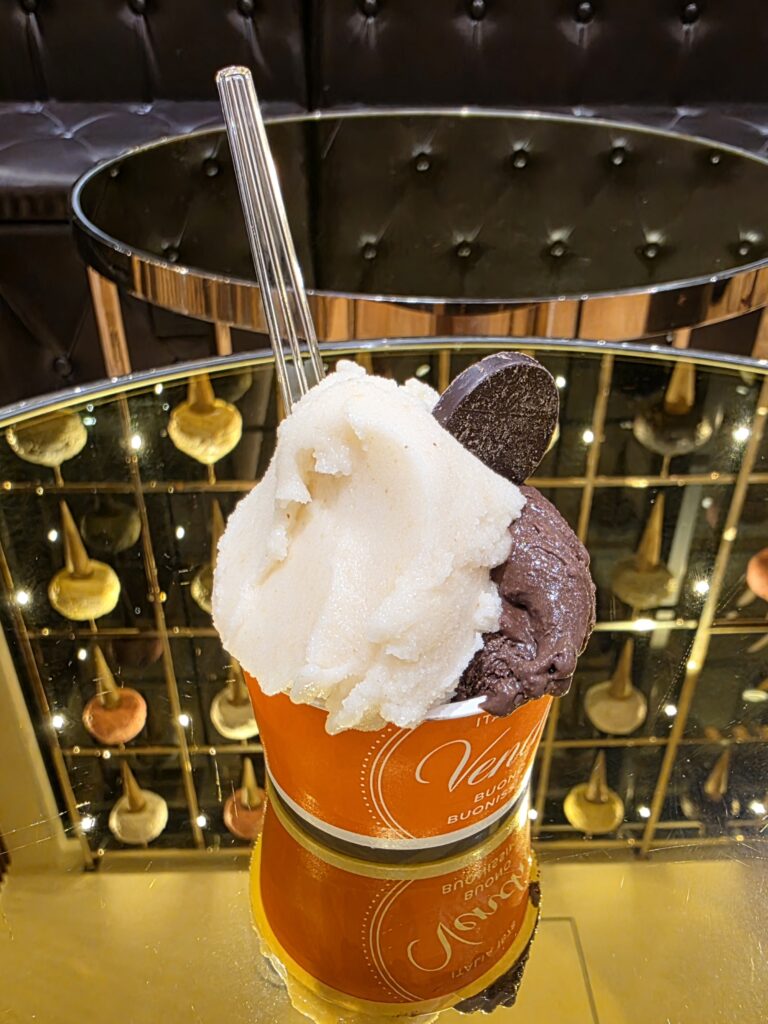【Venchi 「GELATO VS ICE CREAM」】